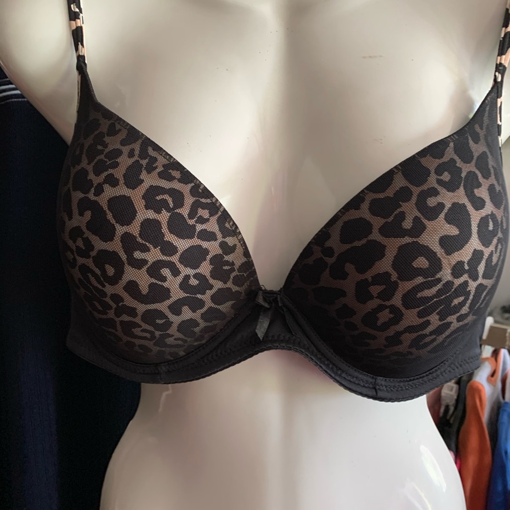 Leopard print underwire bra 38c